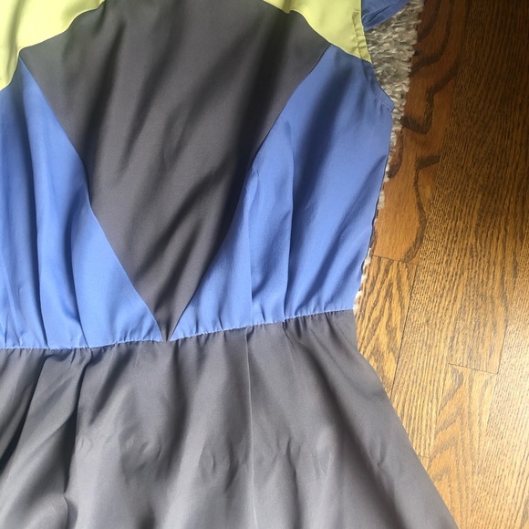 SALE 💛Costa Blanca Short Dress - Picture 3 of 5